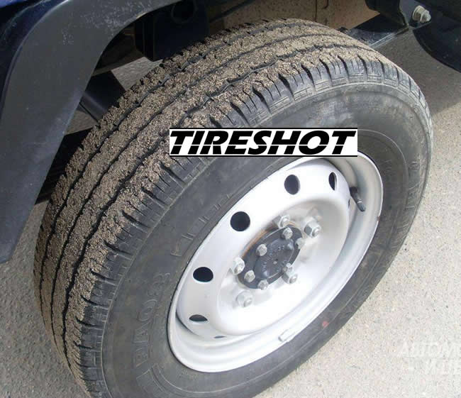 Tire Hankook Radial RA08